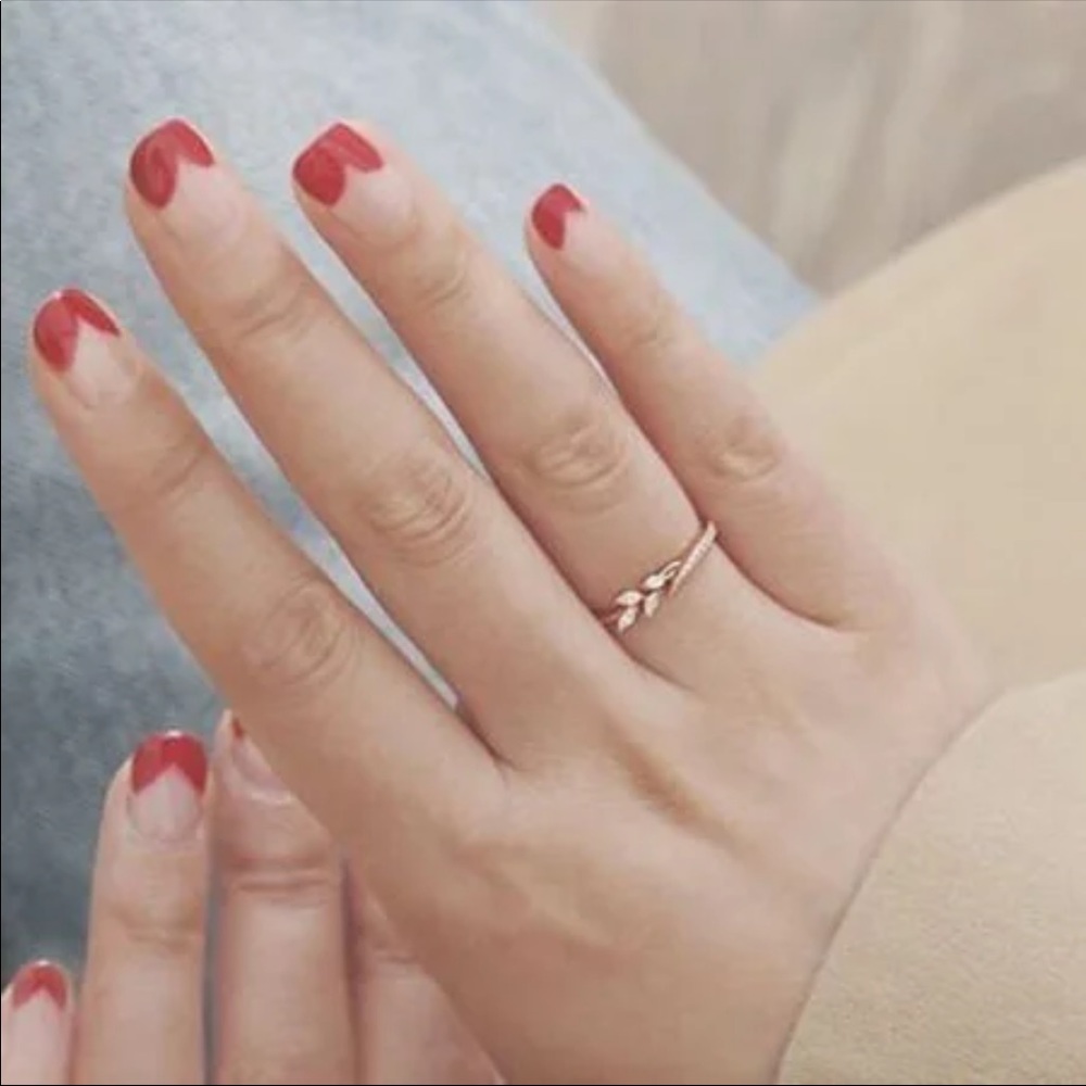 LAVANDER ♡ Crystal Ring GIFT (White Crystal) Size 6 - Picture 3 of 7